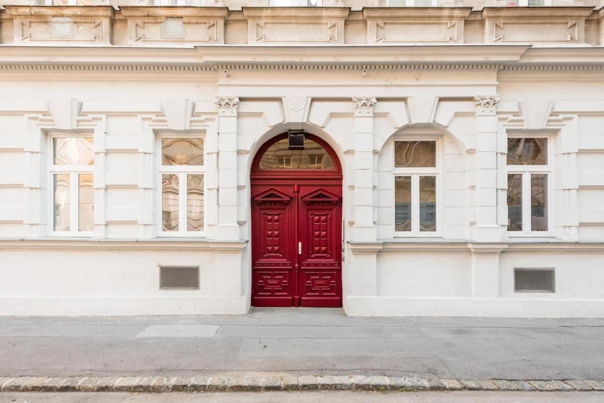 Luxurious And Spacious 5 Min Walk To City Center, 1-2 Виена Екстериор снимка