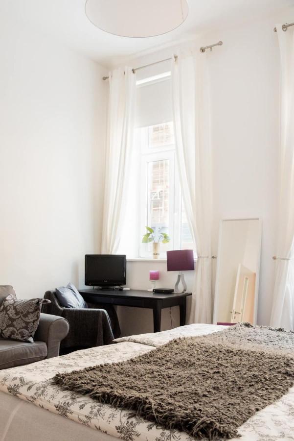 Luxurious And Spacious 5 Min Walk To City Center, 1-2 Виена Екстериор снимка