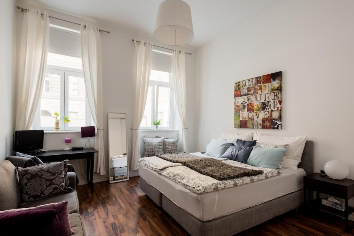 Luxurious And Spacious 5 Min Walk To City Center, 1-2 Виена Екстериор снимка